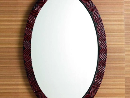 Specchiera Ovale con cornice in legno di Stones