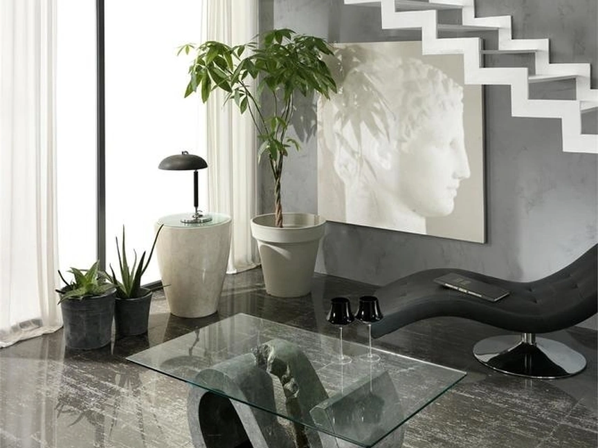 Tavolino Flexus in vetro con base in pietra fossile di Stones