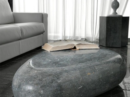 Tavolino Sasso Medium in pietra fossile di Stones