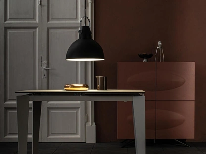 Lampada a sospensione Kande in metallo verniciato di Stones