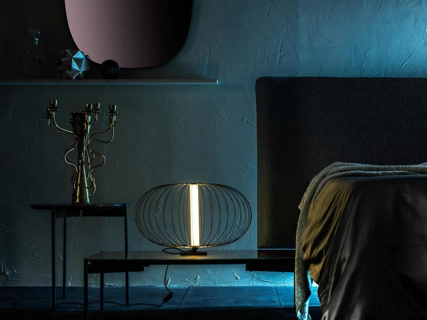 Lampada da tavolo Mizar in acciaio verniciato Nero di Stones