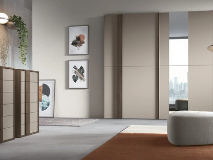 Armadio con ante scorrevoli Box di Adriatica