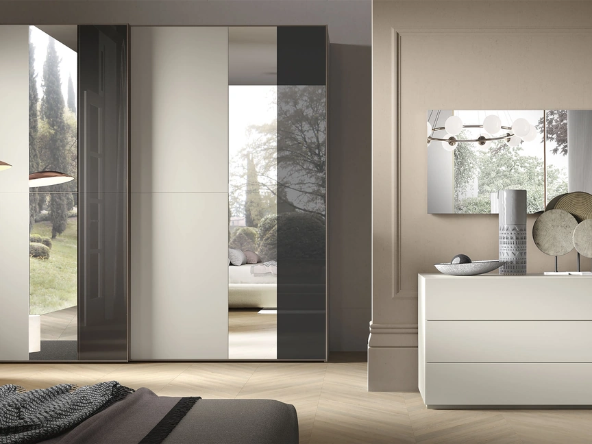 Armadio Era in laccato di Adriatica