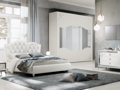 Armadio Miral con ante scorrevoli in frassino e specchio di Adriatica