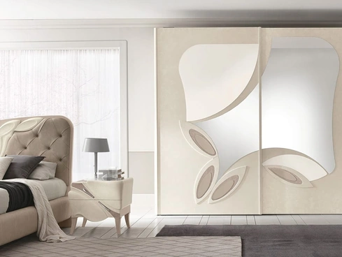 Armadio Vintage finitura perlage di Adriatica