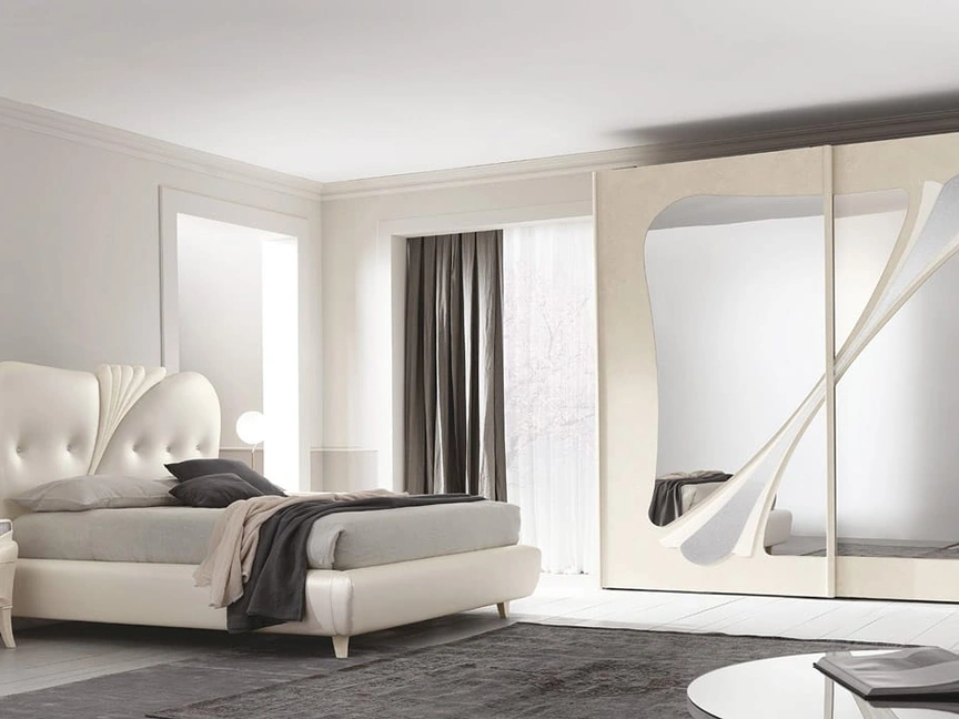 Armadio Vintage finitura perlage di Adriatica