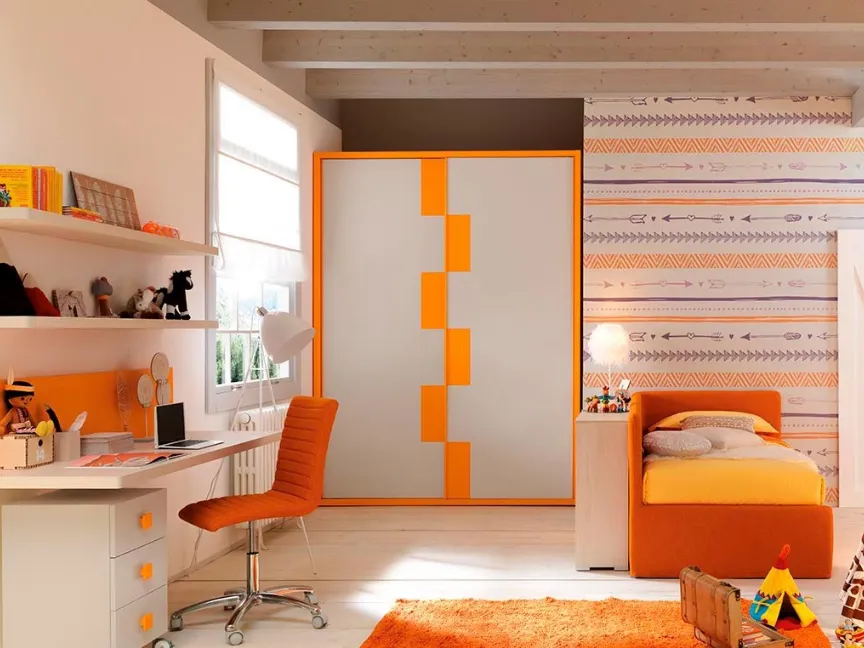 Cameretta arancione con letto singolo KC313 di Moretti Compact
