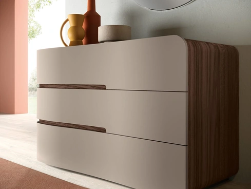 Comò Betty di Adriatica