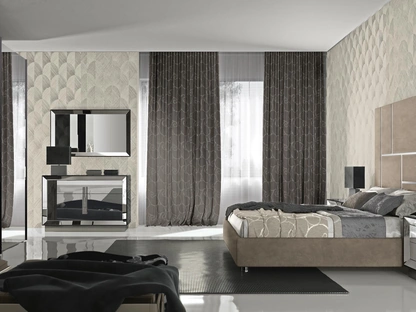 Letto con testiera imbottita Astra di Adriatica