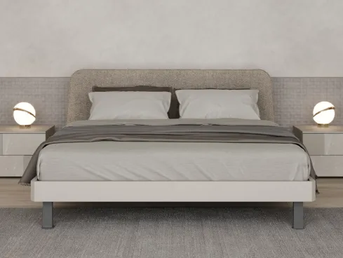 Letto in laccato opaco con testiera in tessuto Pouf di Giessegi