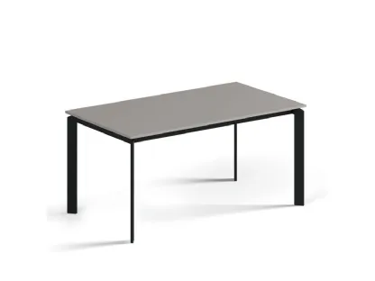 Tavolo allungabile con piano in laminato e struttura in metallo brunito Daniel di Orme