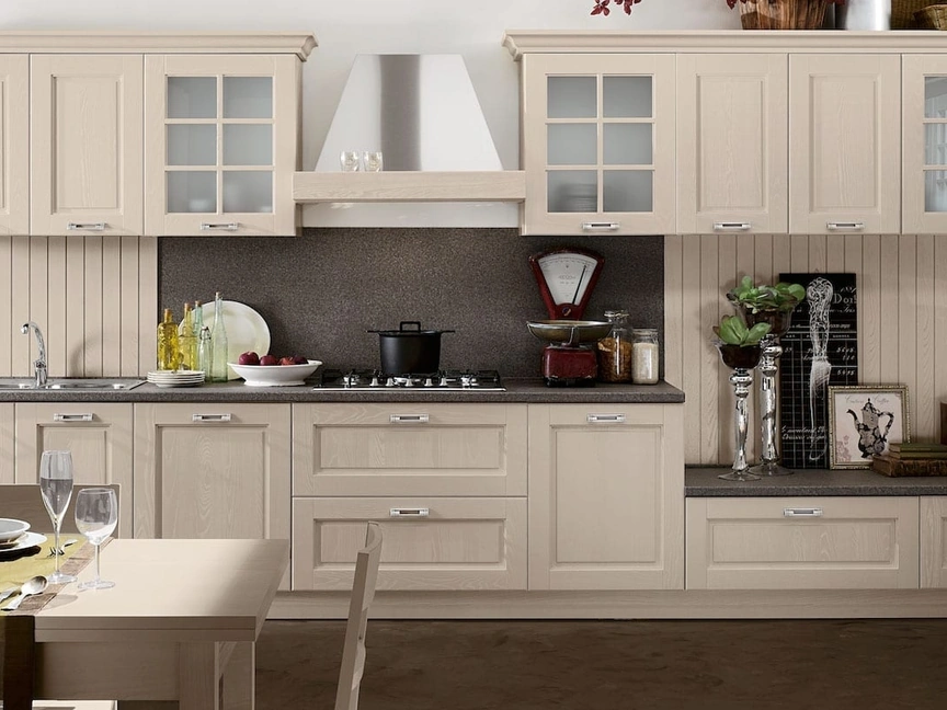 Cucina Classica lineare Aisha in frassino laccato tortora di Mobilturi