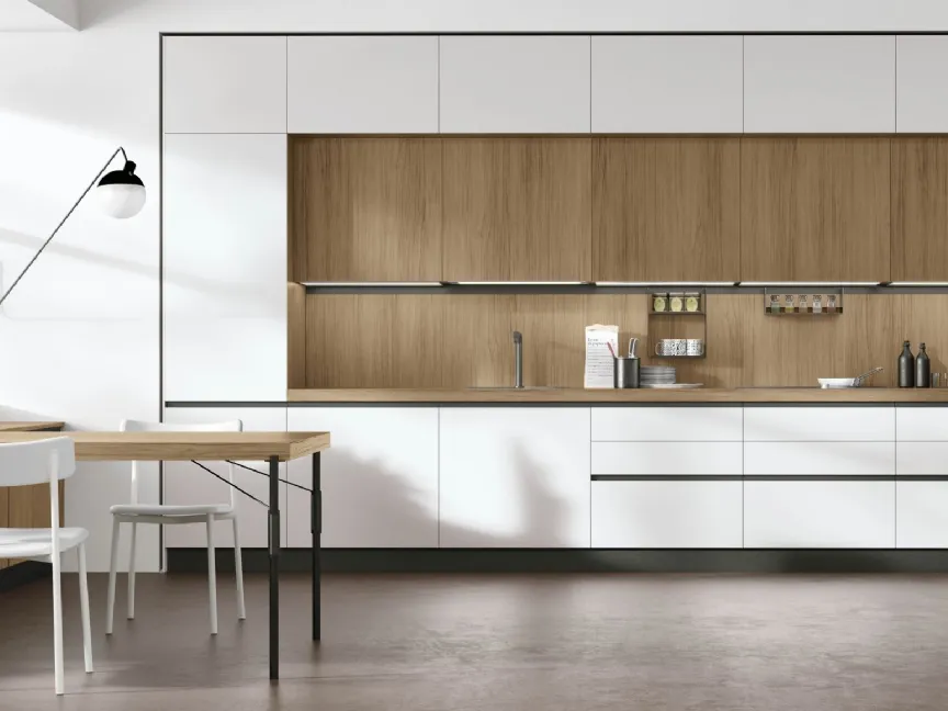 Cucina Moderna con penisola Infinity v10 in Pet Nebbia opaco e Rovere Anice di Stosa